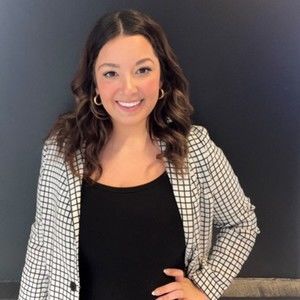 Meet your Posher, Aria